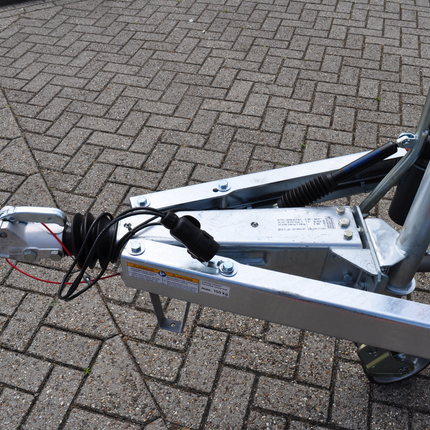 AL-KO AL-KO oplooprem aanhanger - 2,8VB/1-C - maximaal trekvermogen: 3500 kg - aansluiting koker: 120 mm - incl. neuswielconsole
