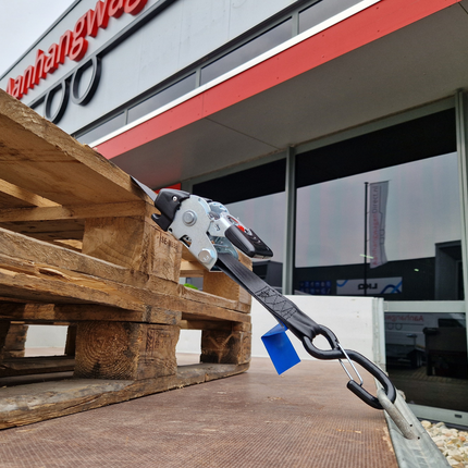 Cantonal Automatisch oprollende spanband 180x5 cm - met S-haken en borgveer - 1500 kg - set van 2 stuks