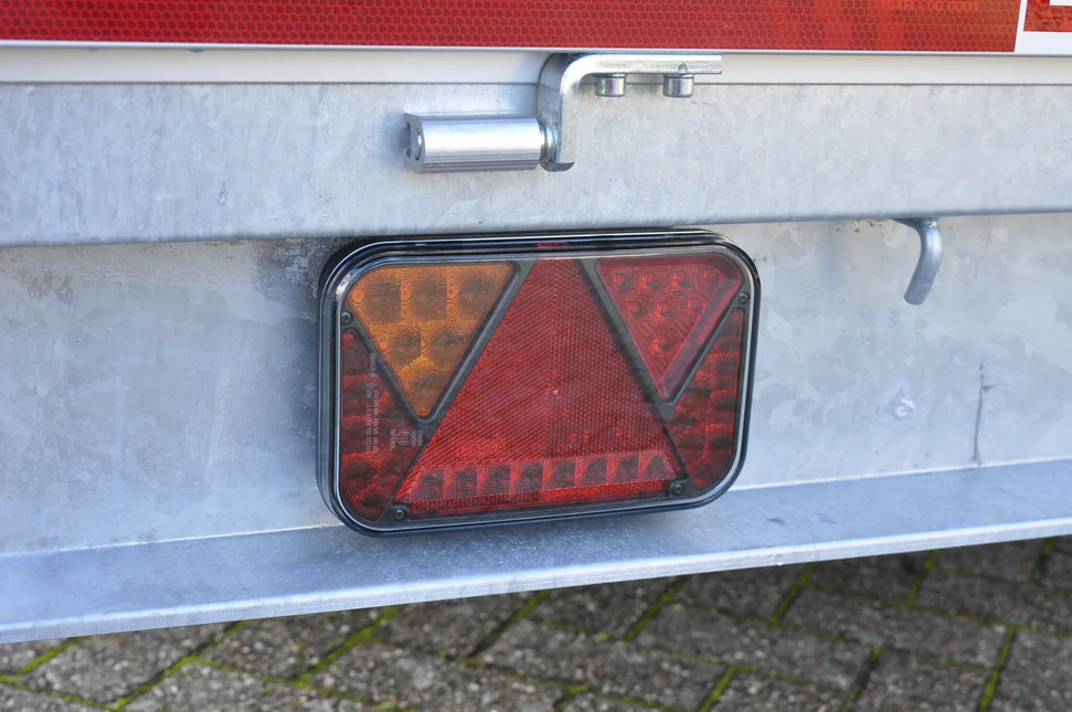 Fristom Achterlicht - Fristom - links - 200x130x50 mm - Aspöck connector - met ingebouwde weerstand