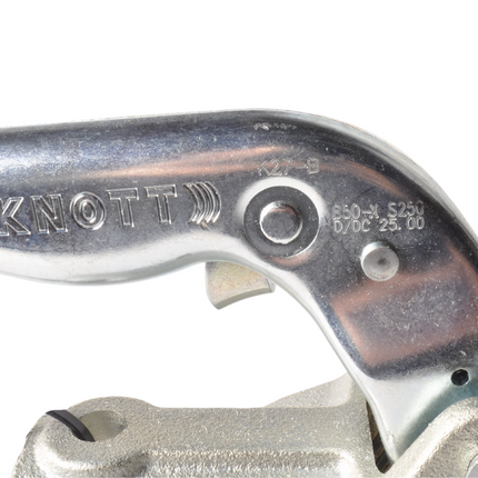 Knott Knott K27-B - rond 45/50 mm - 2700 kg - geremde koppeling