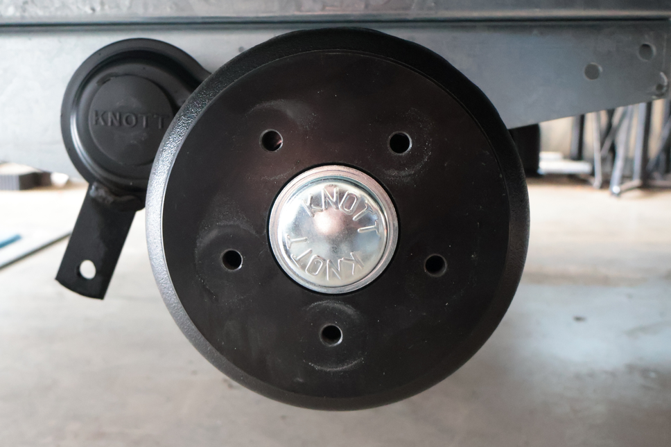 Knott Knott remtrommel - 200x50 mm - 5x112 - inclusief 64 mm compactlager - 20-2425/1